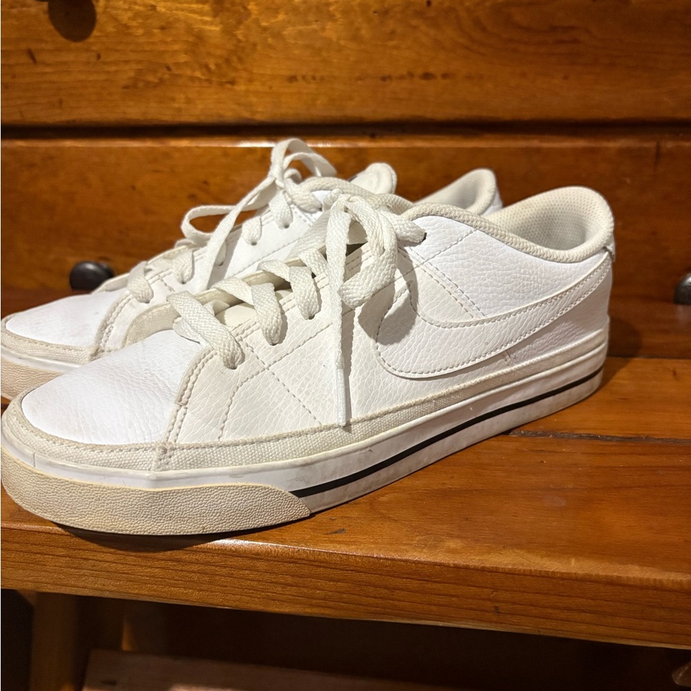 Nike White Low-Top Leather Sneakers with Black Stripe